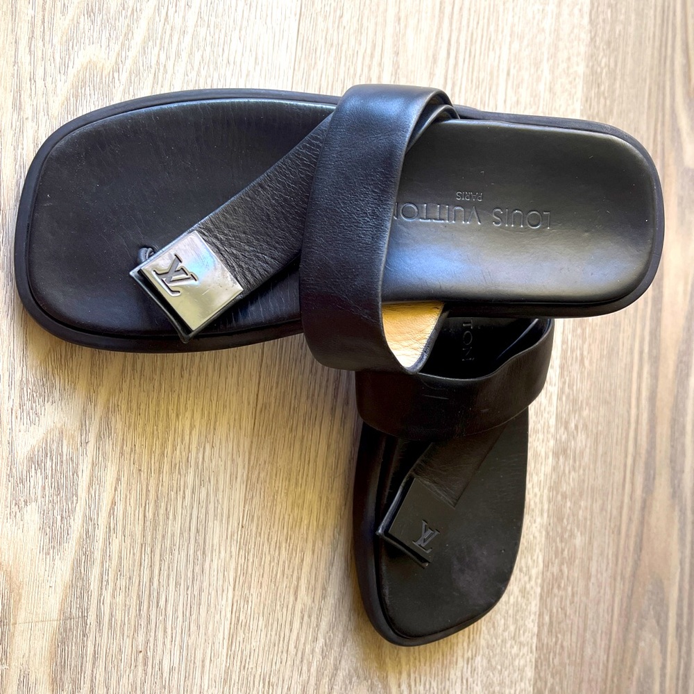 AUTHENTIC LOUIS VUITTON SANDALS
